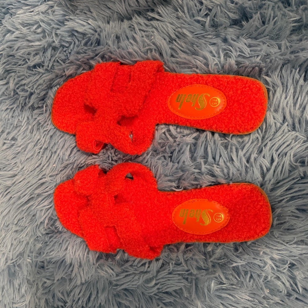 Women’s shoes